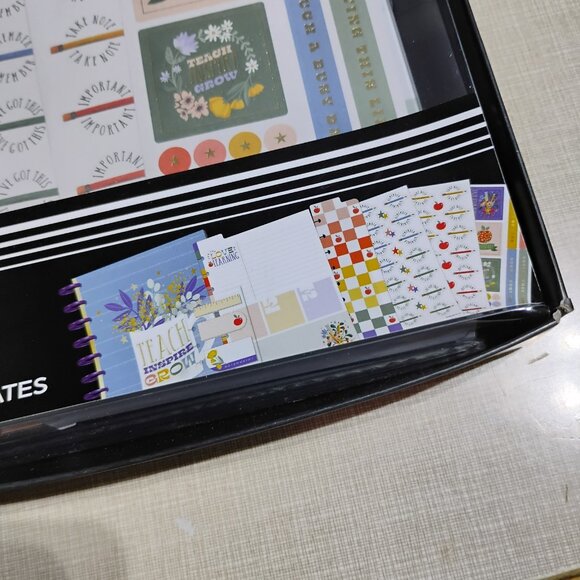 NEW Happy Planner 12-Month Teachers Are Heroes Planner Bundle - Picture 5 of 7